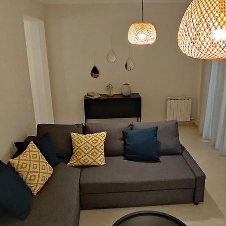 Angelique'S Cozy Apartment Alepou Ngoại thất bức ảnh