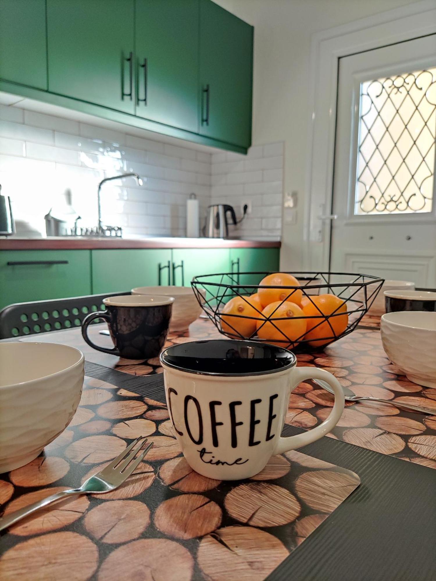 Angelique'S Cozy Apartment Alepou Ngoại thất bức ảnh